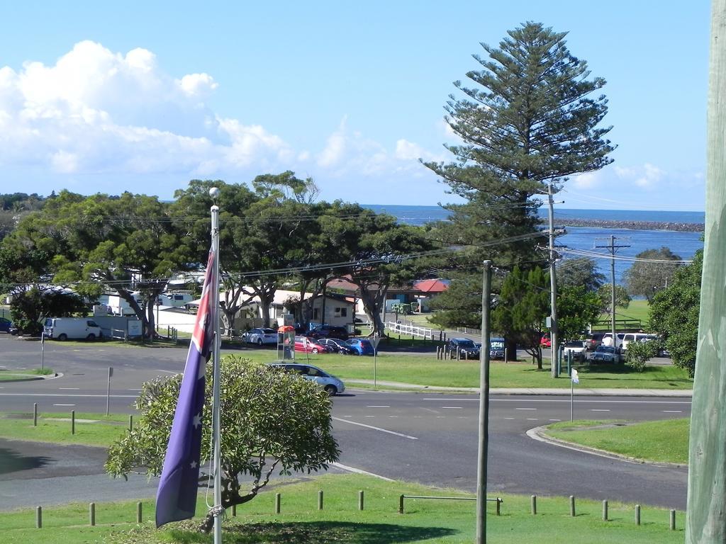 Leisure-Lee Holiday Apartments Ballina Bagian luar foto